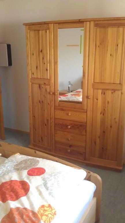 Ferienwohnung Dieterle Wutoschingen Pokoj fotografie